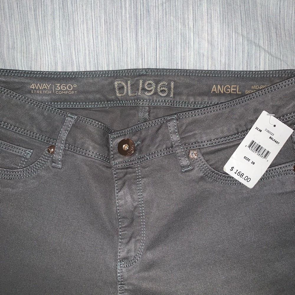 New DL1961 Angel Mid-Rise Skinny Ankle Jeans